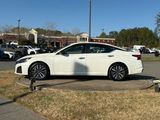 Used 2024 Nissan Altima Sedan
