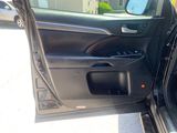 Used 2017 Toyota Highlander Hybrid SUV