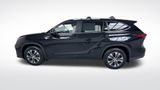 Used 2023 Toyota Highlander SUV