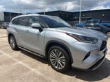 Used 2021 Toyota Highlander Hybrid SUV