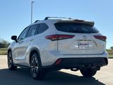 Used 2021 Toyota Highlander SUV