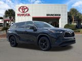 Used 2023 Toyota Highlander SUV