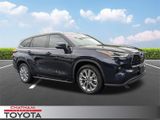 Used 2023 Toyota Highlander SUV