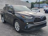 Used 2023 Toyota Highlander Hybrid SUV