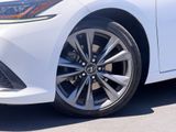 Used 2019 Lexus ES Sedan