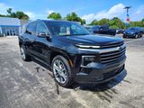 Used 2025 Chevrolet Traverse SUV