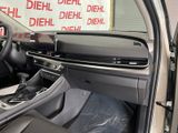 New 2027 Kia Carnival MPV Van