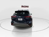 Used 2023 Toyota Highlander SUV