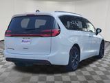 Used 2023 Chrysler Pacifica Van