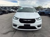 Used 2023 Chrysler Pacifica Van