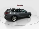 Used 2023 Toyota Highlander SUV
