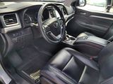 Used 2017 Toyota Highlander SUV