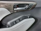 Used 2023 Toyota Highlander SUV