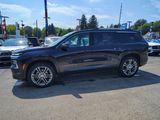 Used 2025 Chevrolet Traverse SUV