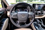 Used 2020 Toyota Highlander Hybrid SUV