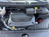 Used 2025 Chrysler Pacifica Van