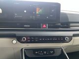 Used 2025 Kia Carnival Hybrid Van