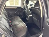 Used 2021 Volkswagen Passat Sedan