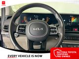 Used 2025 Kia Carnival Van