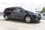 Used 2025 Chrysler Pacifica Van