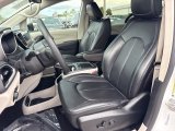 Used 2023 Chrysler Pacifica Van