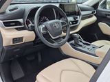 Used 2024 Toyota Highlander SUV