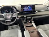 Used 2023 Toyota Sienna Van