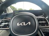 Used 2025 Kia Carnival Hybrid Van