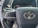 Used 2023 Toyota Highlander SUV