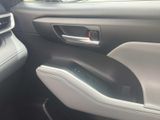 Used 2025 Toyota Highlander Hybrid SUV