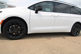 New 2027 Chrysler Pacifica Van