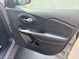 Used 2022 Jeep Cherokee SUV