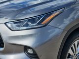 Used 2025 Toyota Highlander Hybrid SUV