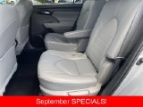 Used 2023 Toyota Highlander SUV