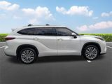 Used 2023 Toyota Highlander SUV