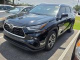 Used 2021 Toyota Highlander SUV