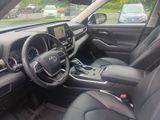 Used 2022 Toyota Highlander Hybrid SUV