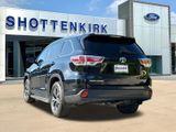 Used 2016 Toyota Highlander SUV