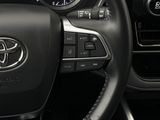 Used 2021 Toyota Highlander SUV