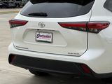 Used 2021 Toyota Highlander SUV