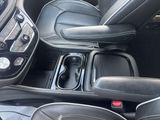 Used 2025 Chrysler Pacifica Van