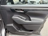 Used 2023 Toyota Highlander SUV