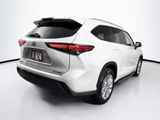 Used 2023 Toyota Highlander SUV
