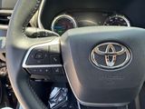 Used 2025 Toyota Highlander Hybrid SUV