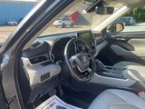 Used 2021 Toyota Highlander SUV