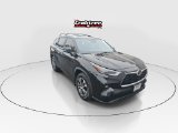 Used 2023 Toyota Highlander SUV