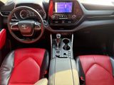 Used 2023 Toyota Highlander SUV