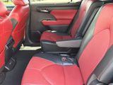 Used 2023 Toyota Highlander SUV