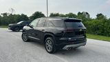 Used 2025 Chevrolet Traverse SUV