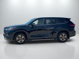 Used 2023 Toyota Highlander Hybrid SUV